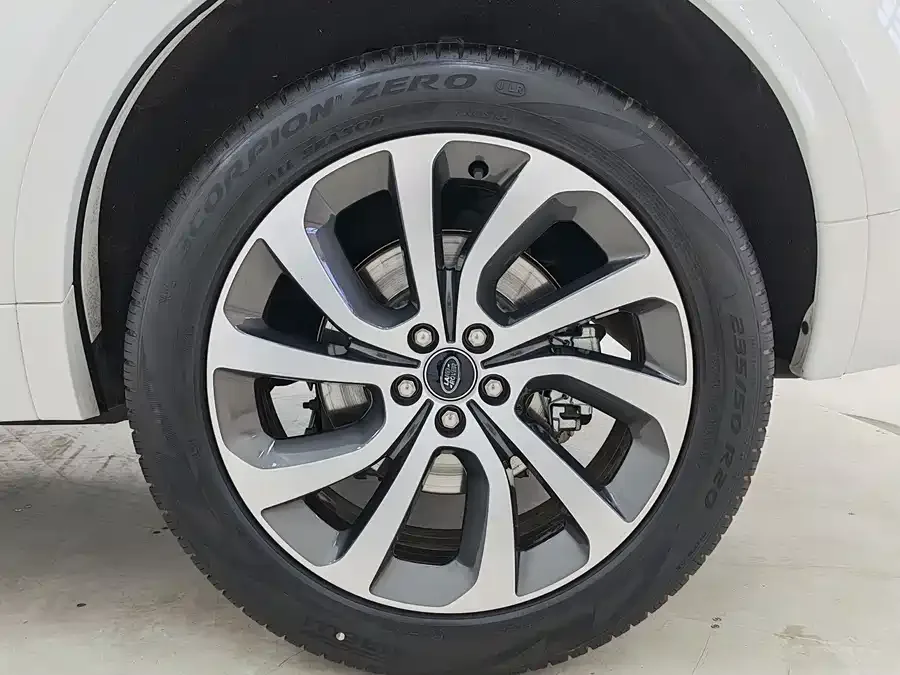 Land Rover Pre-owned Discovery Sports Discovery Sport 2022 facelift 249PS R-Dynamic S performance version 5-seater 2022 — миниатюра 5