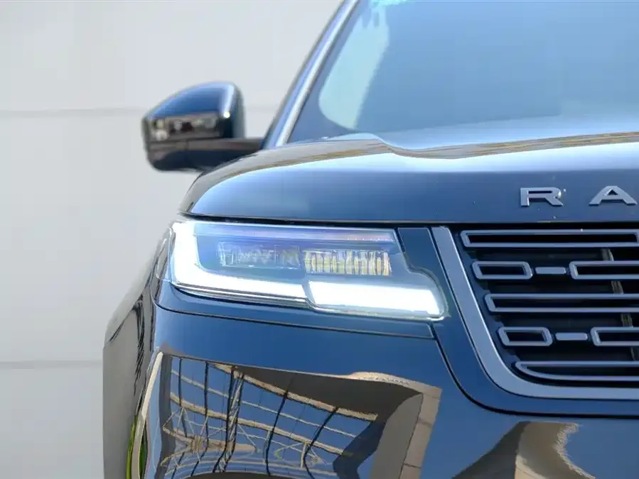 Land Rover Range Rover Velar Range Rover Velar 2025 Dynamic SE 2025 — миниатюра 4