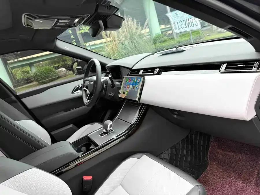 Land Rover Range Rover Velar Range Rover Velar 2024 Dynamic SE 2023 — миниатюра 3