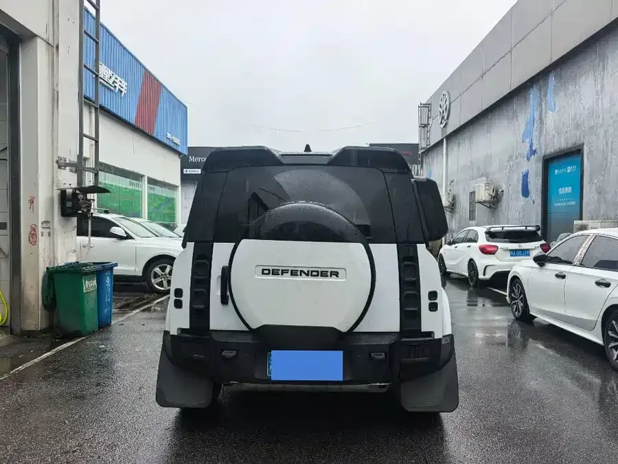 Land Rover guard Land Rover Defender 2022 90 2.0T P300 X-DYNAMIC HSE 2022 — миниатюра 4
