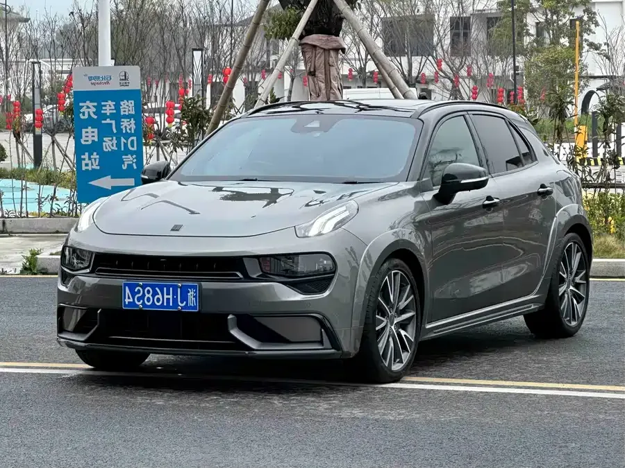Lynk & Co 02 Hatchback 2022