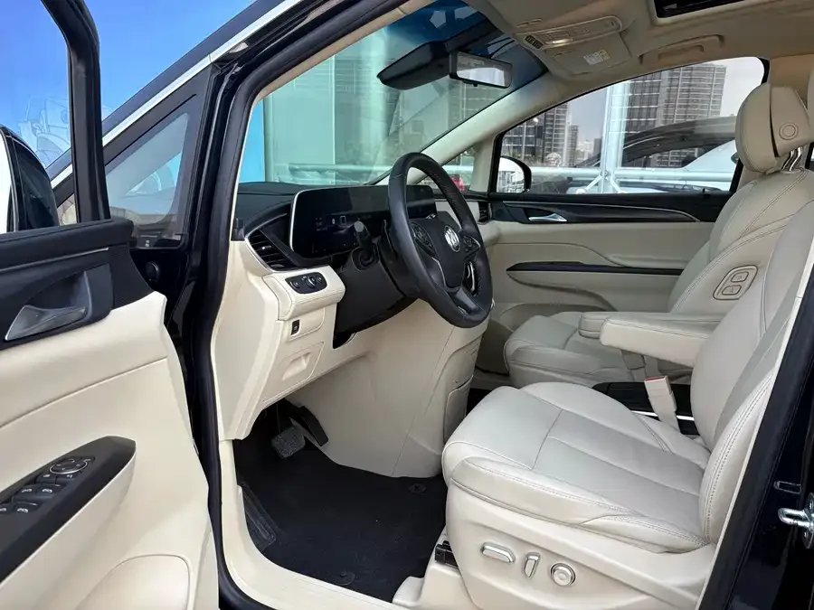 Buick GL8 2023 ES Lu Zun Premium Edition 2023 — миниатюра 4