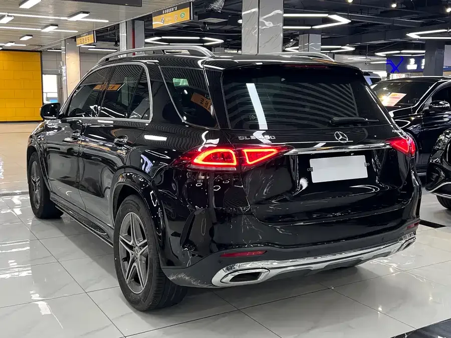 Mercedes-Benz GLE Mercedes-Benz GLE 2022 GLE 450 4MATIC Luxury Edition 2022 — миниатюра 3