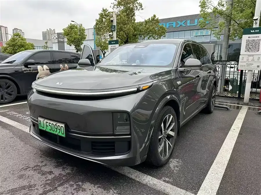 Li Xiang L8 2023