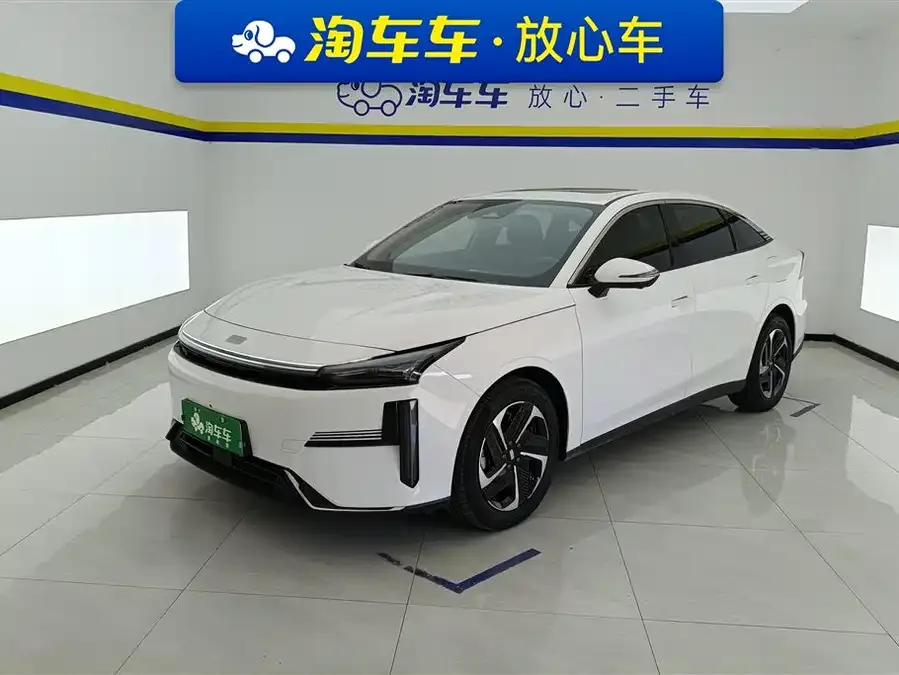 Geely Galaxy L6 2024