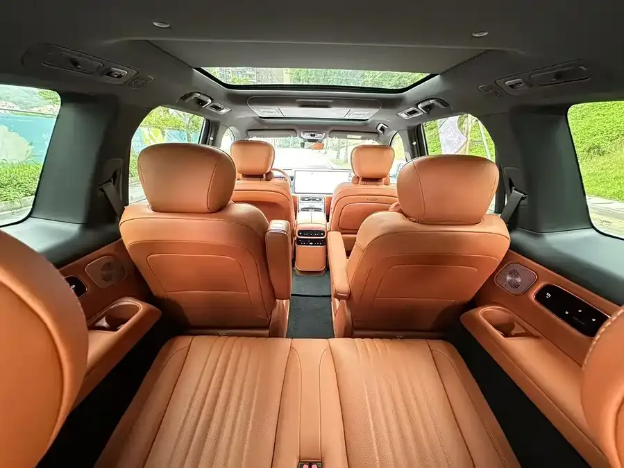 Geely Galaxy M9 Galaxy M9 2025 210km/h AWD Navigator Edition 2025 — миниатюра 5