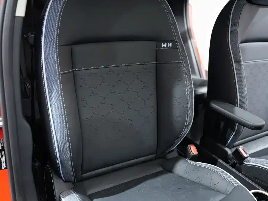 MINI Electric ACEMAN Electric MINI ACEMAN 2024 E Classic 2024 — миниатюра 4