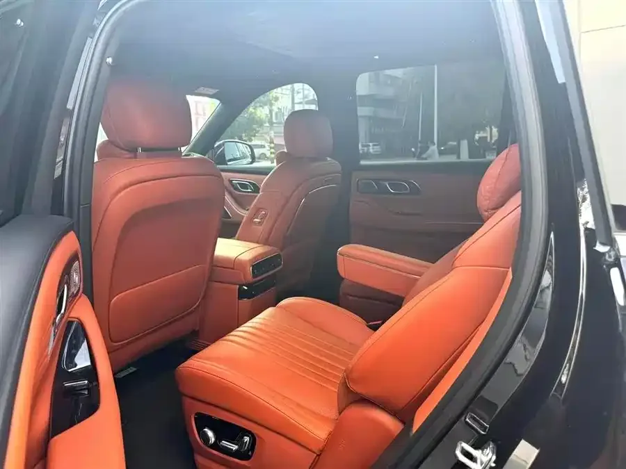 Geely Galaxy M9 Galaxy M9 2025 210km/h AWD Navigator Edition 2025 — миниатюра 4