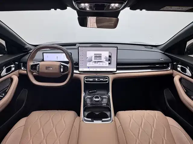 Geely Galaxy A7 Galaxy A7 2025 EM-i 150km Starship Edition 2025 — миниатюра 3