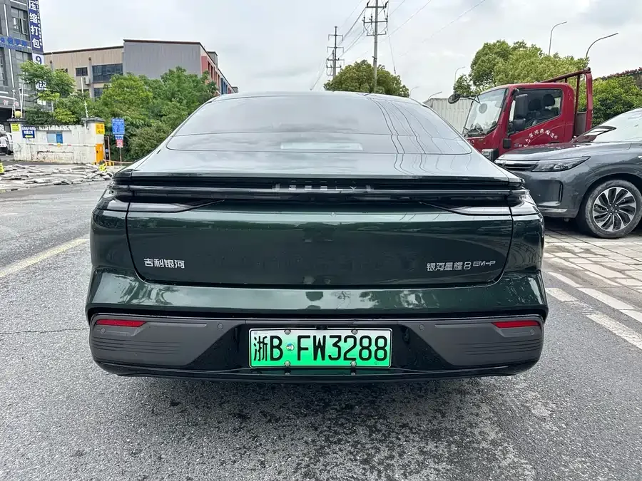 Geely Galaxy Star 8 Galaxy Star 8 2025 130km EM-P Starship Edition 2025 — миниатюра 2