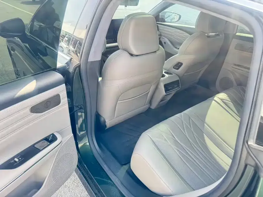 Geely Galaxy Star 8 Galaxy Star 8 2025 130km EM-P Starship Edition 2025 — миниатюра 2