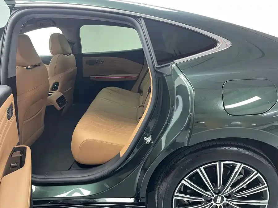 Geely Galaxy Star 8 Galaxy Star 8 2025 130km EM-P Starship Edition 2025 — миниатюра 4