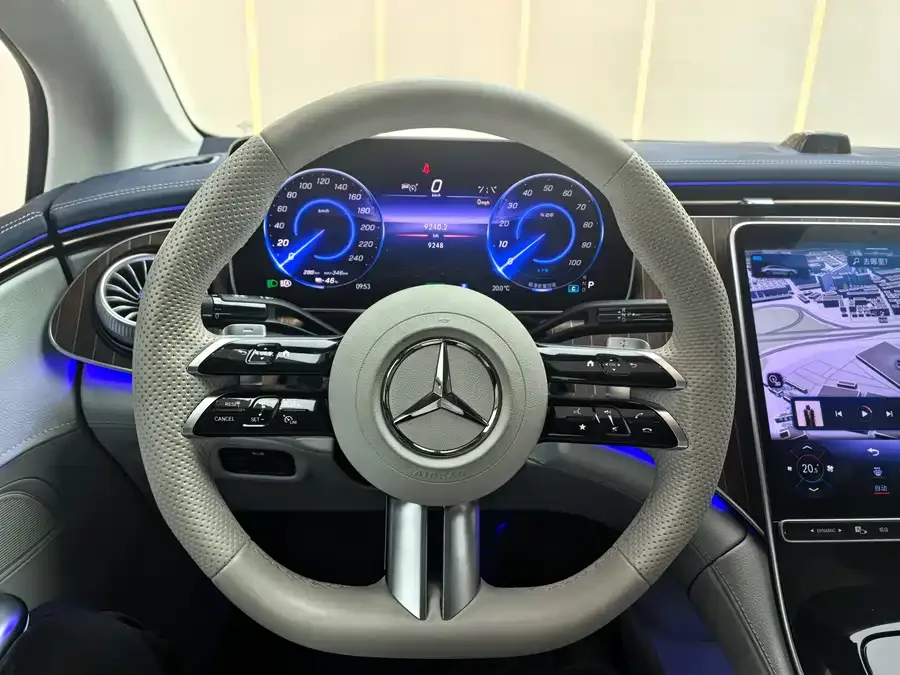 Mercedes-Benz EQE Mercedes-Benz EQE 2025 500 4MATIC Pioneer Edition 2025 — миниатюра 2