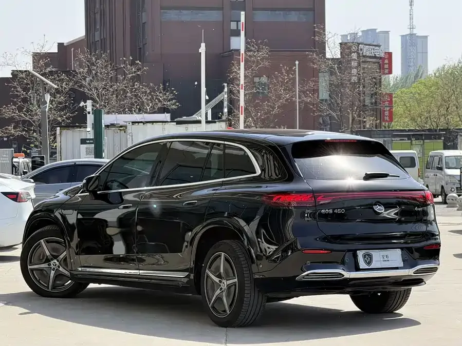 Mercedes-Benz EQS SUV Mercedes-Benz EQS SUV 2023 450 4MATIC Pioneer Edition 2023 — миниатюра 2