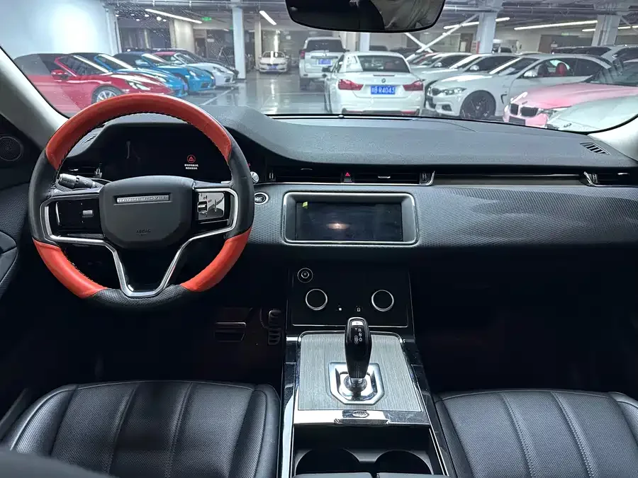 Land Rover Range Rover Aurora Range Rover Evoque 2021 Evoque L 249PS R-Dynamic First edition 2022 — миниатюра 2