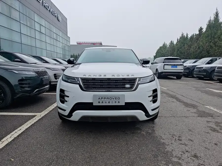Land Rover Range Rover Aurora 2024 Range Rover Evoque L SE Yuguang Honor Edition 2024 — миниатюра 4