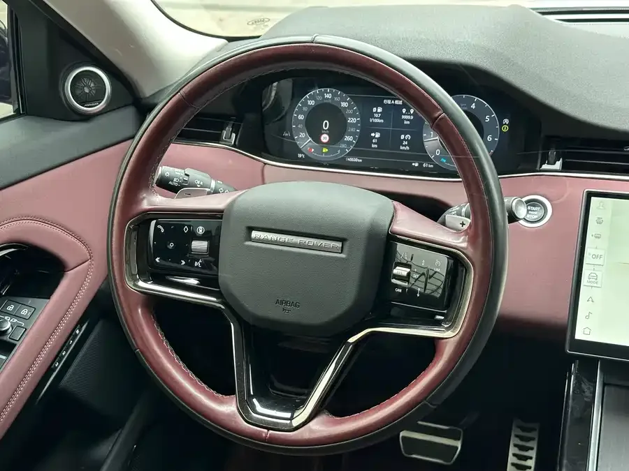 Land Rover Range Rover Aurora 2024 Range Rover Evoque L SE Yuguang Honor Edition 2024 — миниатюра 5