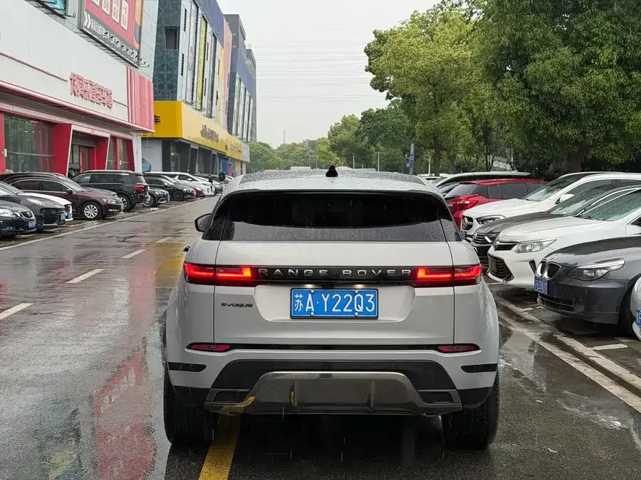 Land Rover Range Rover Aurora 2024 Range Rover Evoque L SE Yuguang Honor Edition 2024 — миниатюра 4