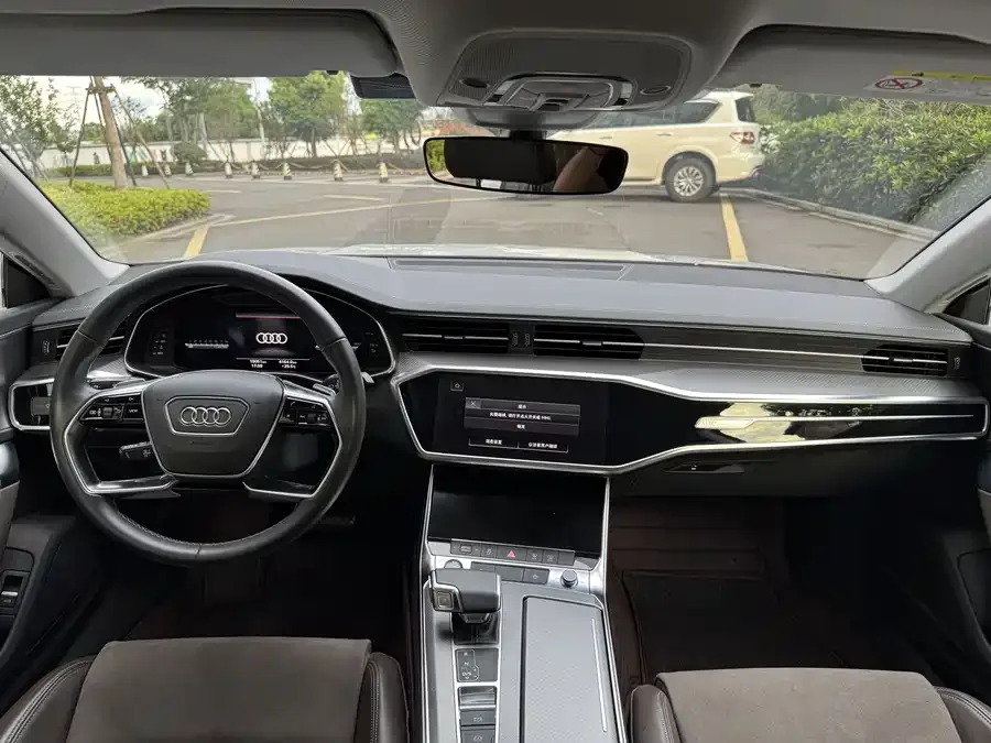 Audi A7L 2022 45 TFSI S-line Dream New Edition 2023 — миниатюра 3