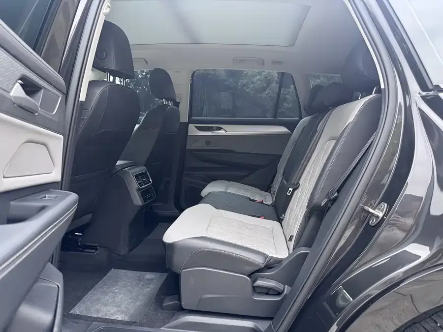 Volkswagen Tavendor 2023 Lanxun 380TSI 4WD R-Line Touring Edition 2023 — миниатюра 5