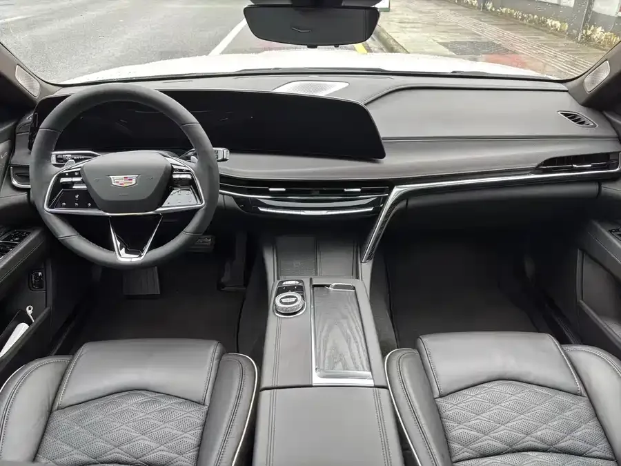 Cadillac CT6 2023 28T Premium Edition 2023 — миниатюра 2