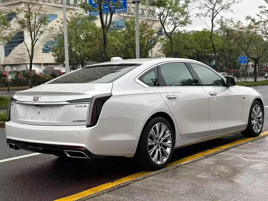 Cadillac CT6 2023 28T Premium Edition 2023 — миниатюра 3