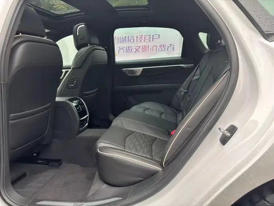 Cadillac CT6 2023 28T Premium Edition 2023 — миниатюра 4