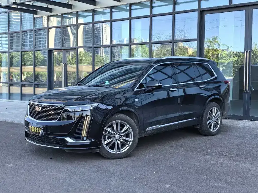 Cadillac XT6 2022 2.0T 6-seat 4WD luxury model 2022 — фото 1, купить с доставкой в Москву