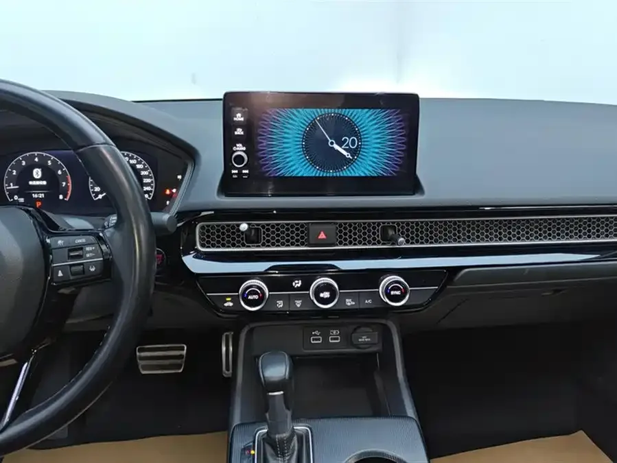 Honda CIVIC 2022 Civic 240TURBO CVT Ignition Edition 2023 — миниатюра 4