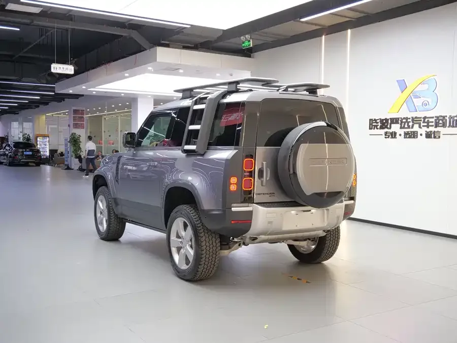Land Rover guard Land Rover Defender 2023 facelift 90 3.0T P400 Dark Special Edition 2023 — миниатюра 2