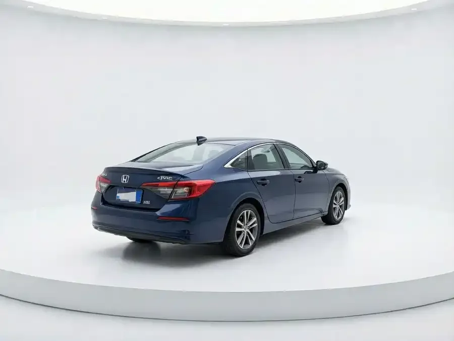 Honda CIVIC 2022 Civic 240TURBO CVT Dynamic Edition 2024 — миниатюра 5
