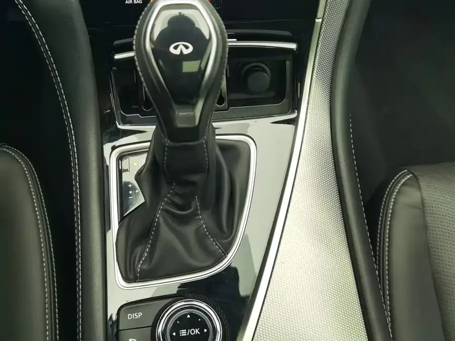 Infiniti Q50L 2022 2.0T Enjoy Edition 2023 — миниатюра 4