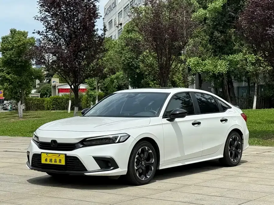 Honda Civic 2022 Civic 240TURBO CVT Ignition Edition 2023 — фото 1, купить с доставкой в Москву