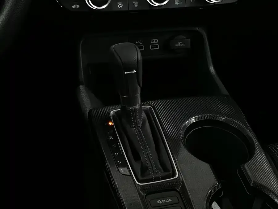 Honda Civic 2022 Civic 240TURBO CVT Dynamic Edition 2024 — миниатюра 4
