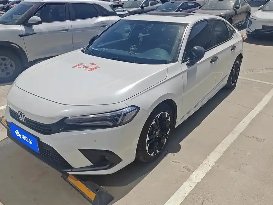 Honda Civic 2022 Civic 240TURBO CVT Ignition Edition 2023 — фото 1, купить с доставкой в Москву