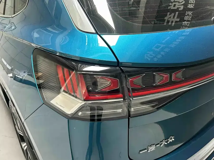 Volkswagen Tayron Tanyue 2023 380TSI 4WD R-Line Pro Smart Edition 2022 — миниатюра 2