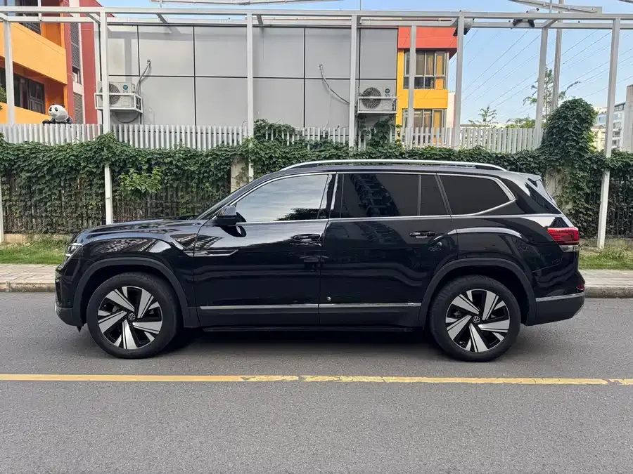 Volkswagen Teramont 2024 Touron 380TSI 4WD Luxury Edition 2024 — миниатюра 2