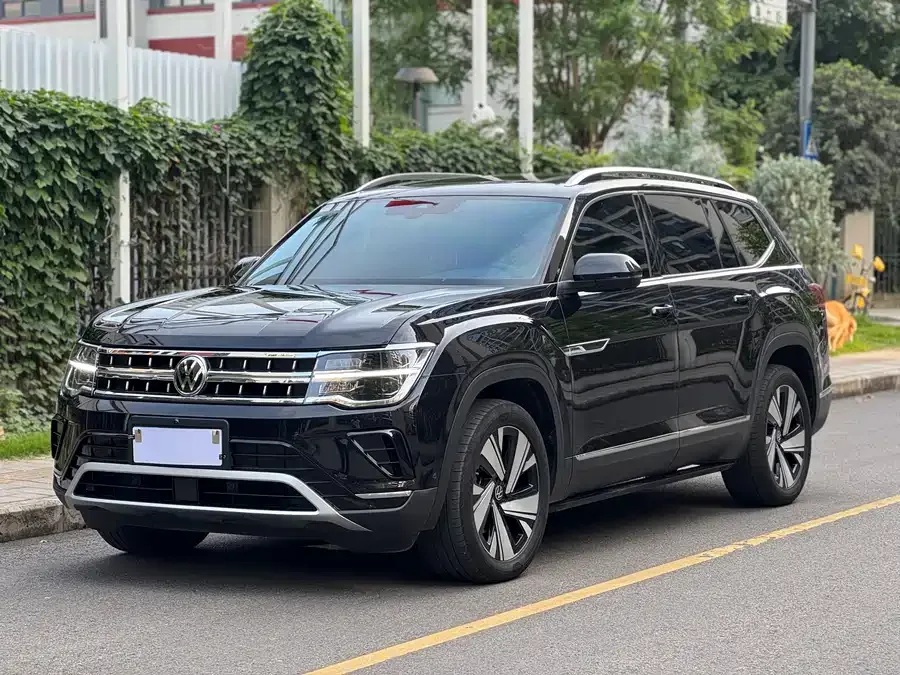 Volkswagen Teramont 2024 Touron 380TSI 4WD Luxury Edition 2024 — фото 1, купить с доставкой в Москву