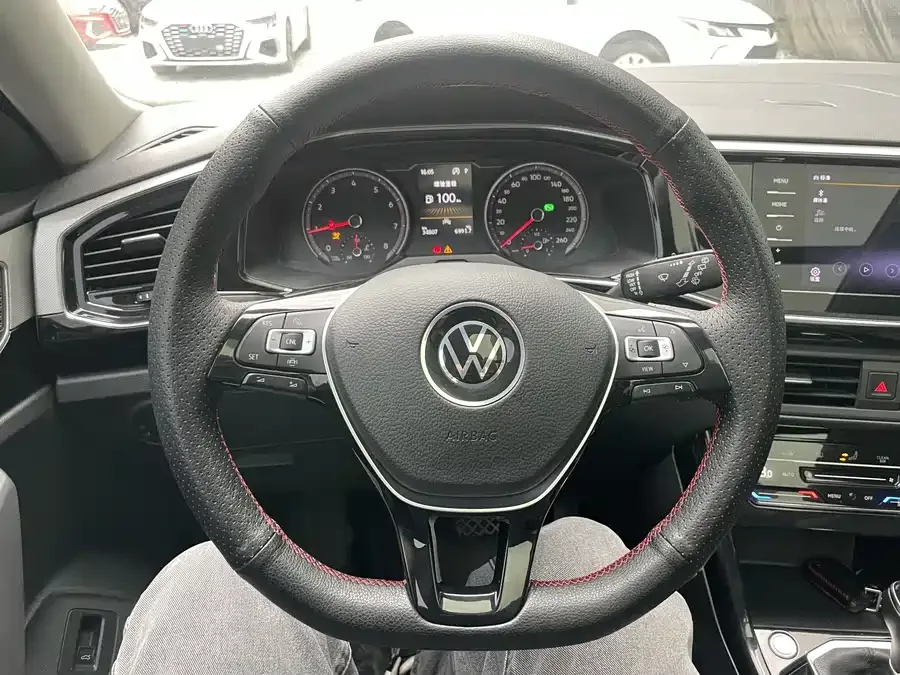 Volkswagen Tayron Tanyue 2022 280TSI 2WD Luxury Smart Edition 2022 — миниатюра 5