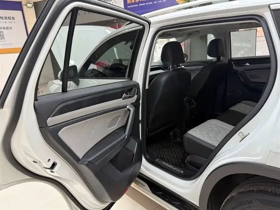 Volkswagen Tayron Tanyue 2023 280TSI 2WD Luxury Plus Advanced Edition 2023 — миниатюра 5