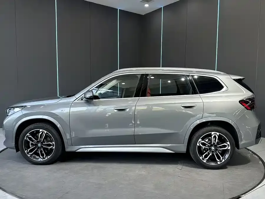 BMW X1 2023 sDrive25Li M Sport Package 2024 — миниатюра 4