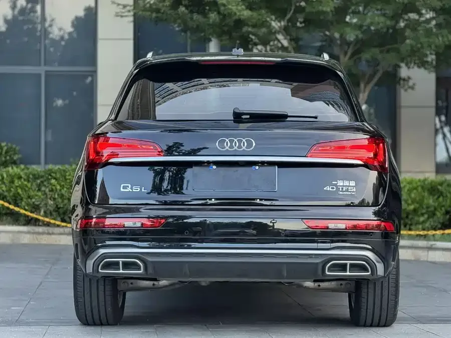 Audi Q5L 2022 40T luxury and dynamic model 2022 — миниатюра 3