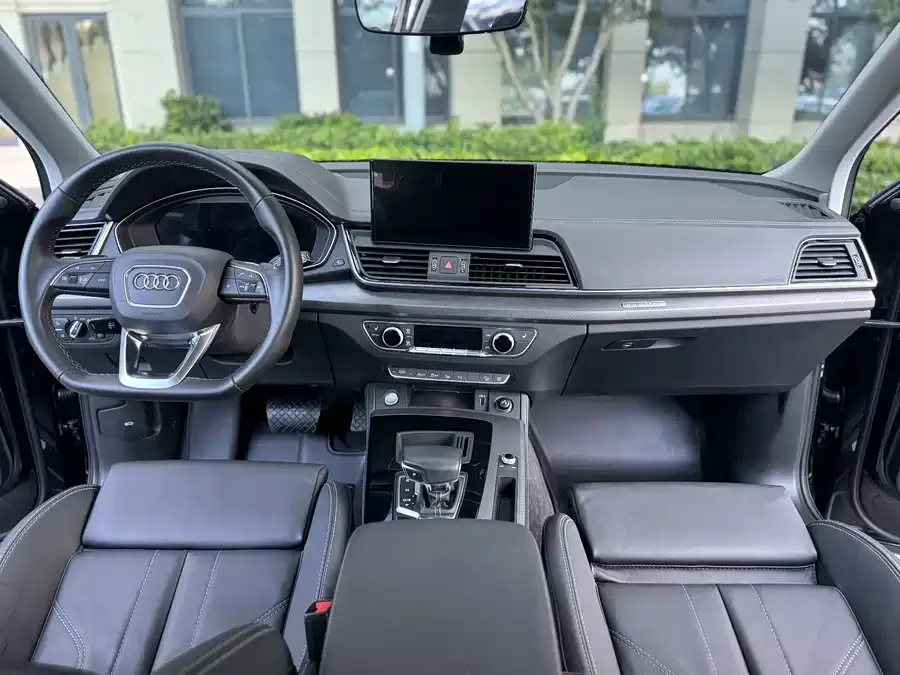 Audi Q5L 2022 40T luxury and dynamic model 2022 — миниатюра 4