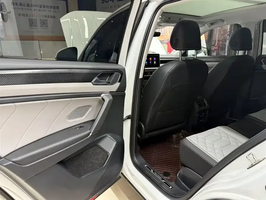 Volkswagen Tayron Tanyue 2023 280TSI 2WD Luxury Plus Advanced Edition 2023 — миниатюра 5