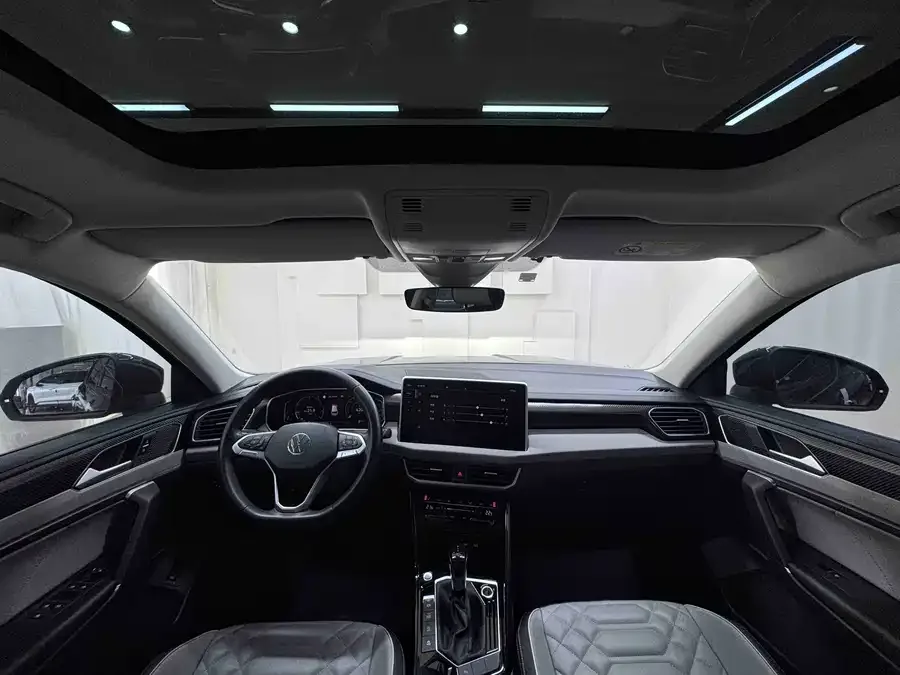 Volkswagen Tayron Tanyue 2023 280TSI 2WD Luxury Plus Advanced Edition 2022 — миниатюра 5
