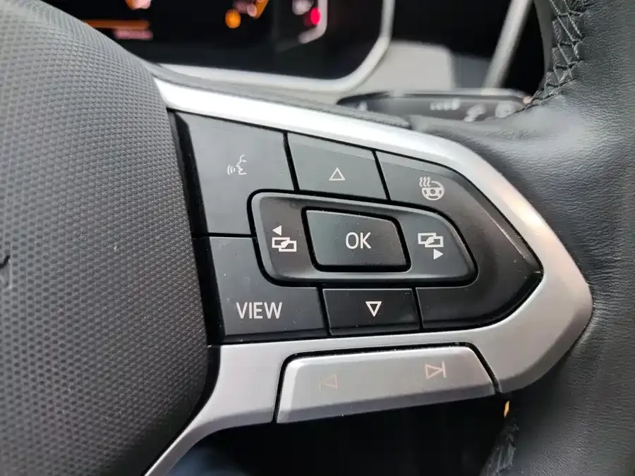 Volkswagen Tayron Tanyue 2023 280TSI 2WD Luxury Plus Advanced Edition 2022 — миниатюра 5