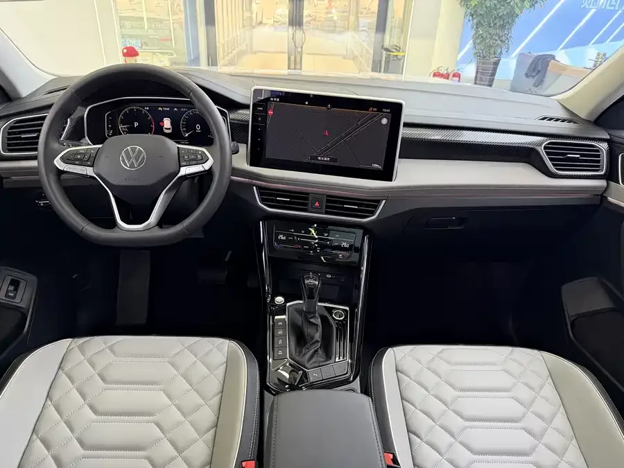Volkswagen Tayron Tanyue 2023 280TSI 2WD Luxury Plus Advanced Edition 2022 — миниатюра 2