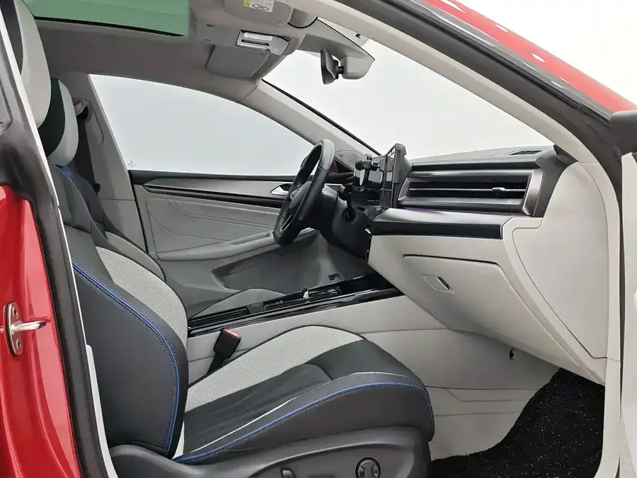 Volkswagen Lamando Lingdu 2022 Lingdu L 280TSI DSG Super Hot Flagship Edition 2022 — миниатюра 3