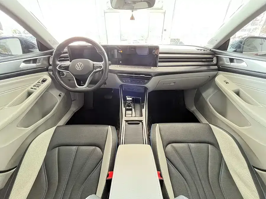 Volkswagen Lamando Lingdu 2022 Lingdu L 280TSI DSG Super Hot Flagship Edition 2022 — миниатюра 2