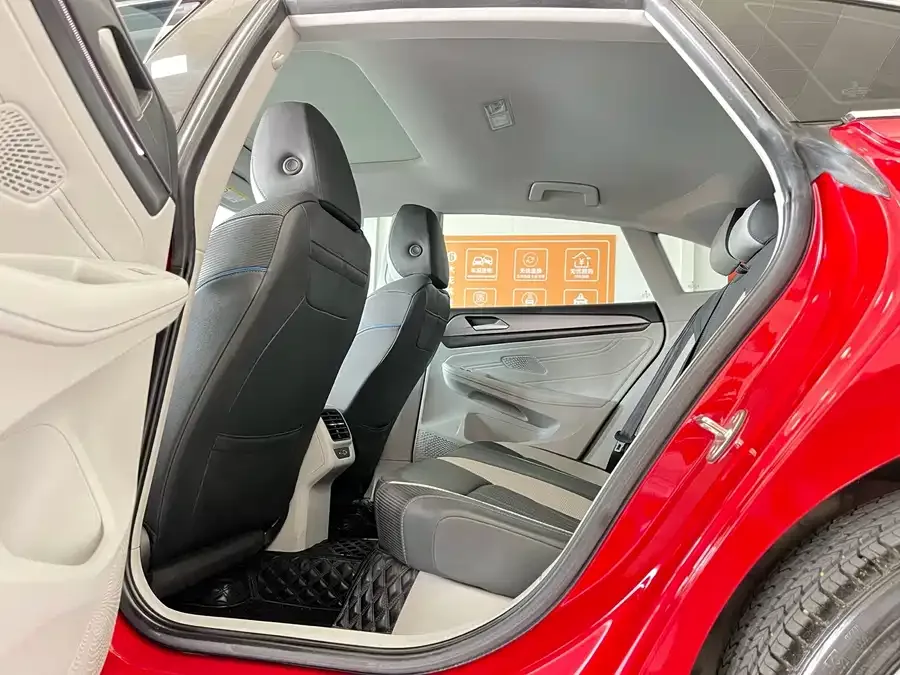 Volkswagen Lamando Lingdu 2022 Lingdu L 280TSI DSG Super Hot Flagship Edition 2022 — миниатюра 4